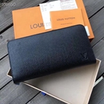 vuitton-wallet